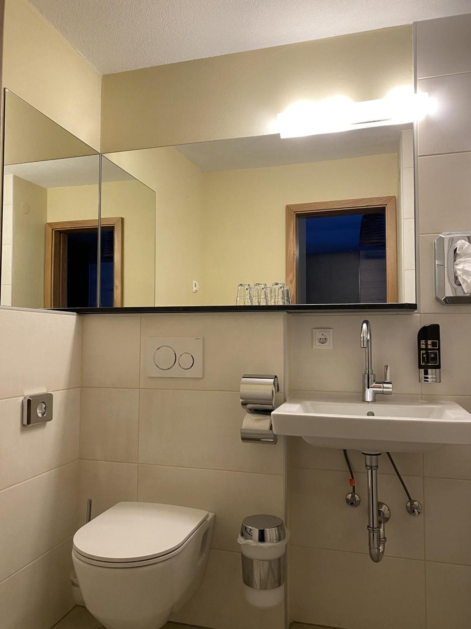 Fuchswirt Kelchsau Landgasthof-Hotel Hopfgarten im Brixental Bagian luar foto