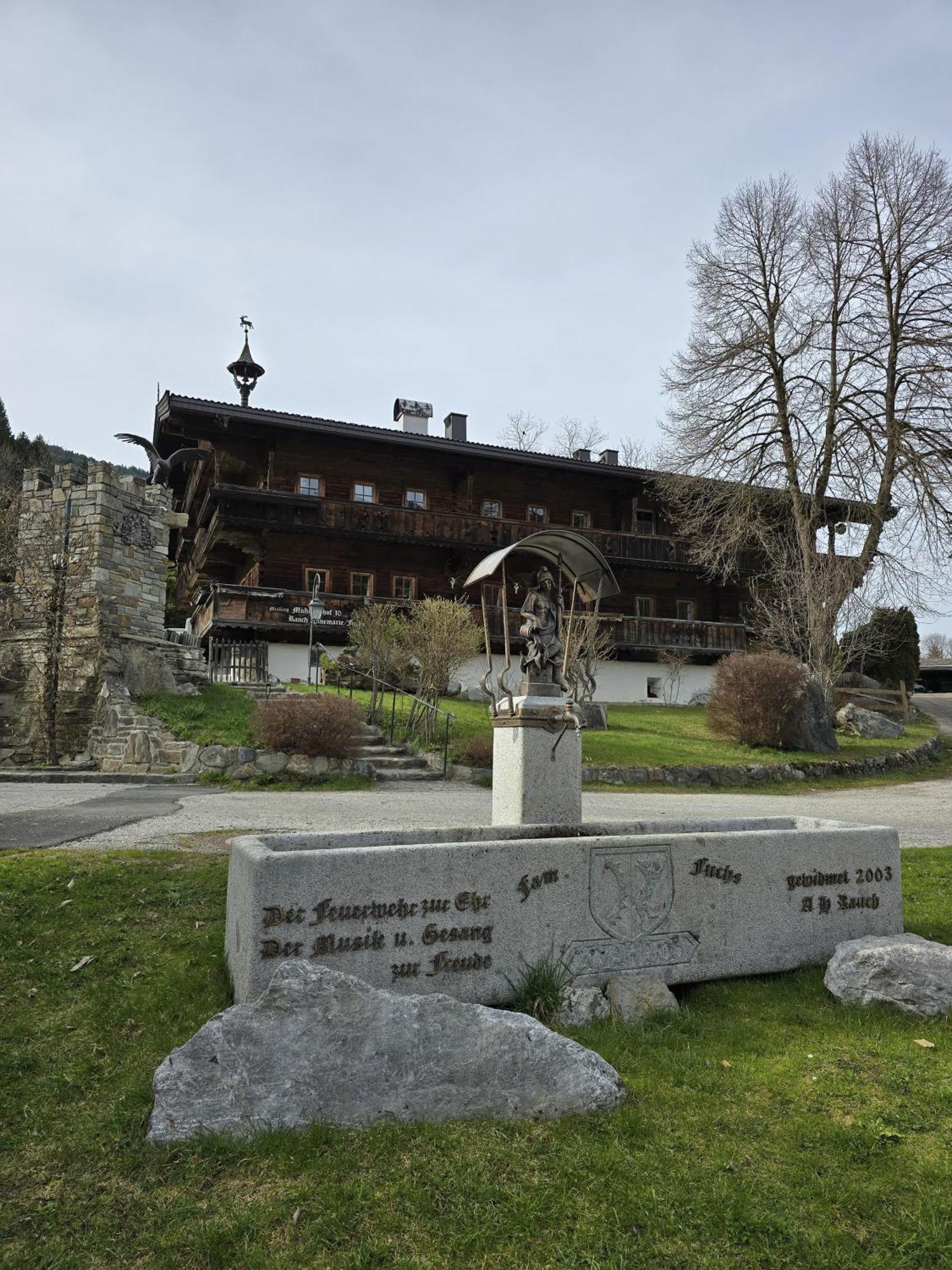 Fuchswirt Kelchsau Landgasthof-Hotel Hopfgarten im Brixental Bagian luar foto